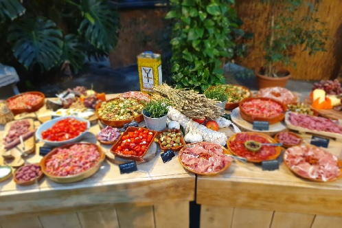 Tapasbuffet-madrid-catering-aelsmeer-tapascatering